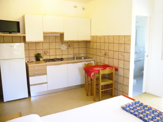 6c67594e-c8b7-44a0-80ec-4e3589ef699c