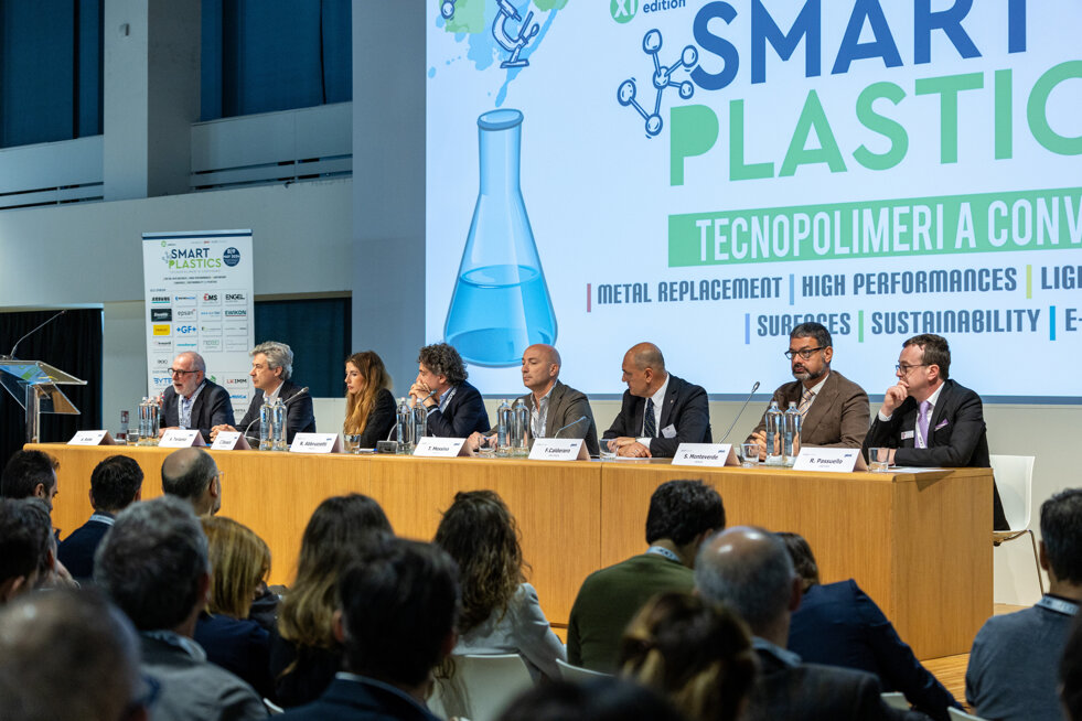 ff556bd1-6daf-407a-a7ec-e2a89b6f3a98