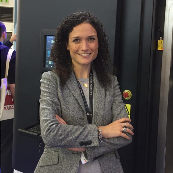 b8f3ab01-06da-4090-baee-48b623b178f8