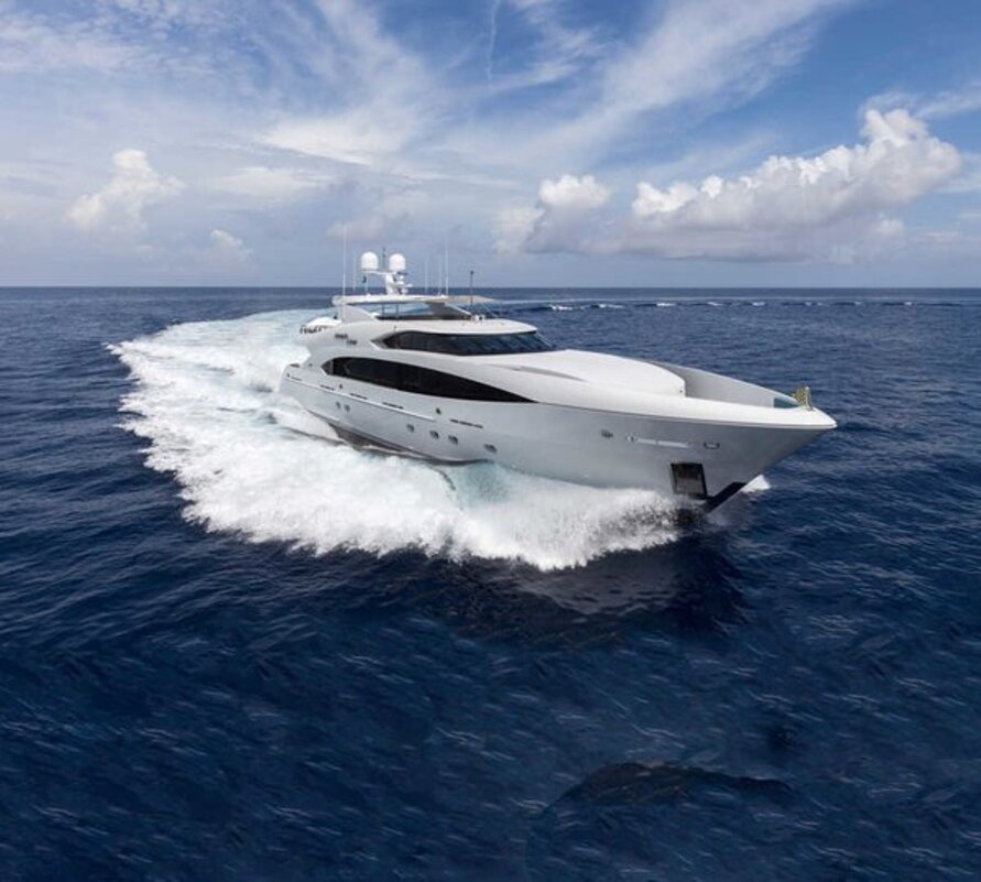 yacht 3.jpeg