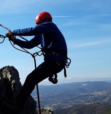 70d70683-bae5-438a-abbd-195203546b26