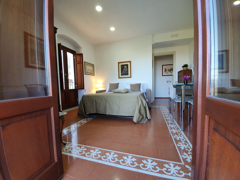 ERA - Soggiorno con divano letto matrimoniale ERA - Soggiorno con divano letto matrimoniale