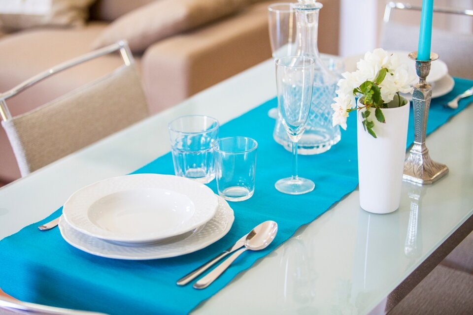 Appartamento Era - Tavola apparecchiata Appartamento Era - Tavola apparecchiata