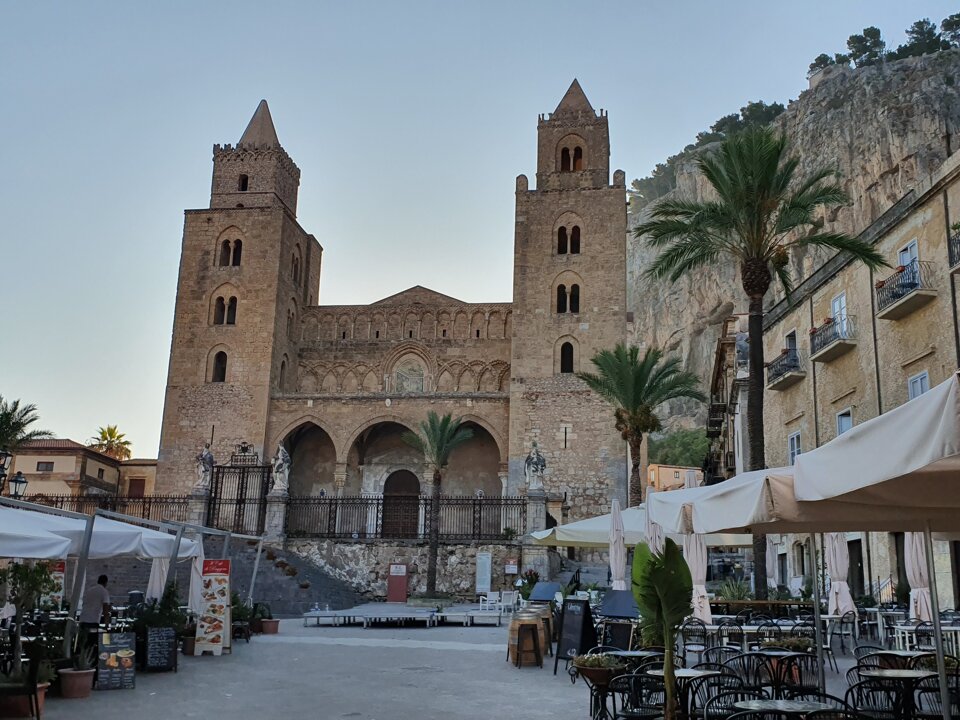 Cefal - la Cattedrale normanna Cefal - la Cattedrale normanna