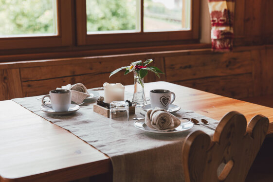 24f41a63-33ad-4640-ba33-d877d76a5f8d 24f41a63-33ad-4640-ba33-d877d76a5f8d