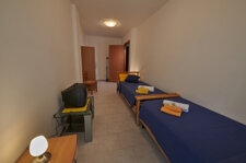 304eea42-9595-4338-ac28-c40329a42e1f