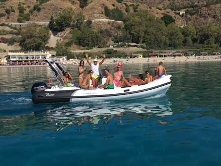 3e39cf57-6568-4635-b694-002830daa5ef 3e39cf57-6568-4635-b694-002830daa5ef