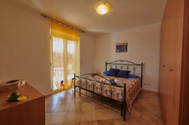 3524ae76-8ecb-4cc5-b328-b6b01ab50984