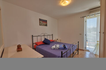 f3e83643-0018-49e9-8cb0-d6f64b473a25