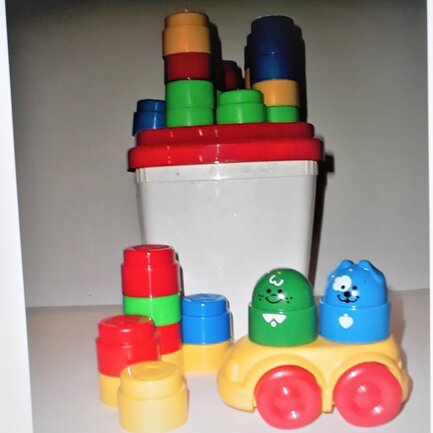 secchiello con macchinina