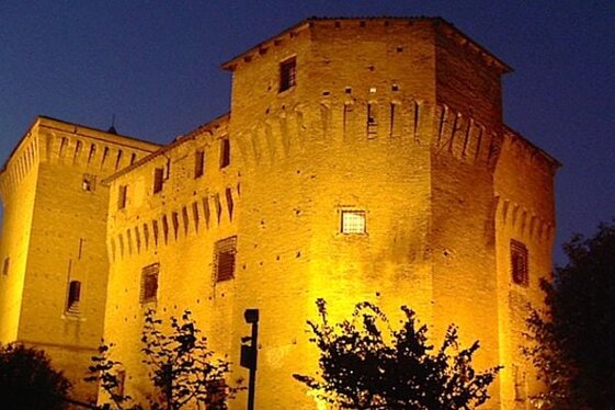 8a8c92e2-bf07-4321-a5b3-8400b28ee3c0 8a8c92e2-bf07-4321-a5b3-8400b28ee3c0