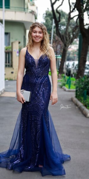 f4a7e98e-de5d-4c20-98f6-3e009d483687 f4a7e98e-de5d-4c20-98f6-3e009d483687