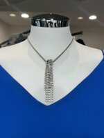 collana-con-cristalli-a-grappolo