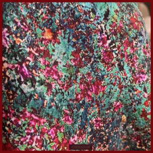 #LarteinunFoulard #Foulard #MadeinItaly “… guardando dall’alto o ad una certa distanza i dettagli svaniscono…”