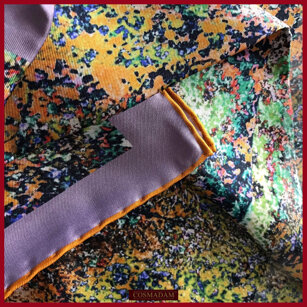 Foulard in Twill Seta | Made in Italy “... pieghe e sovrapposizioni casuali per innumerevoli effetti...”