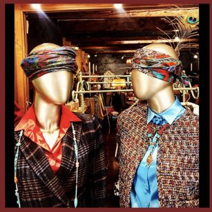 Presso “Nos Toc” - Asolo (TV) Sciarpa e Foulard di COSMADAM