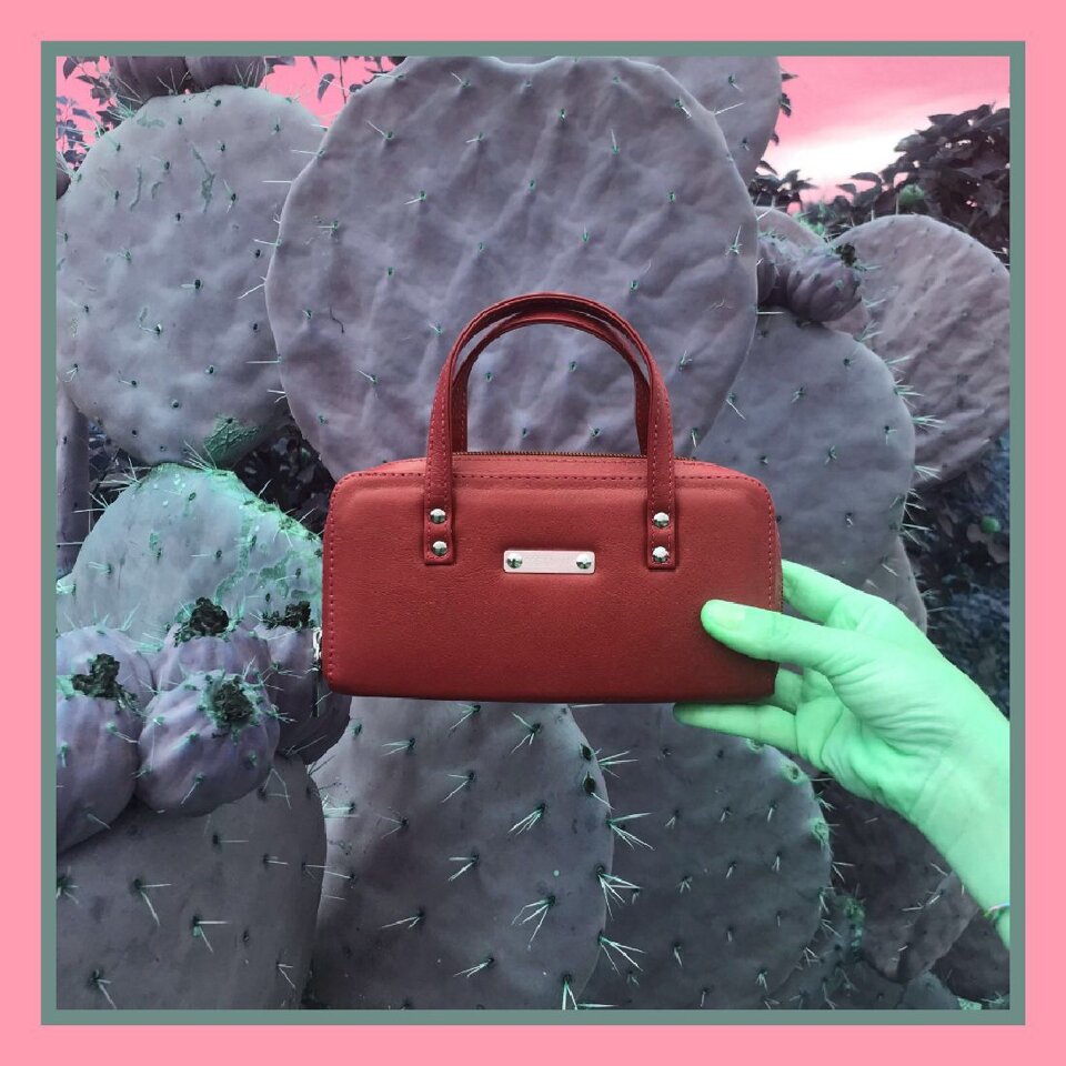 Wallet Multitasking artigianale RED in pelle pieno fiore