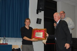 b77d9e42-2c6a-4119-bff9-fd1405ea65f1