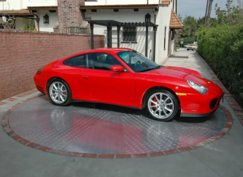 piattaforma girevole auto