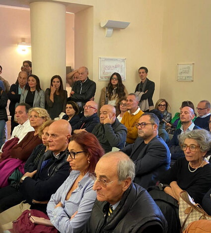 laboratorio%20sui%20temi%20della%20candidatura%20con%20le%20comunità %20scolastiche%20del%20territorio,%20©città caudina2028(4).jpeg laboratorio%20sui%20temi%20della%20candidatura%20con%20le%20comunità %20scolastiche%20del%20territorio,%20©città caudina2028(4).jpeg