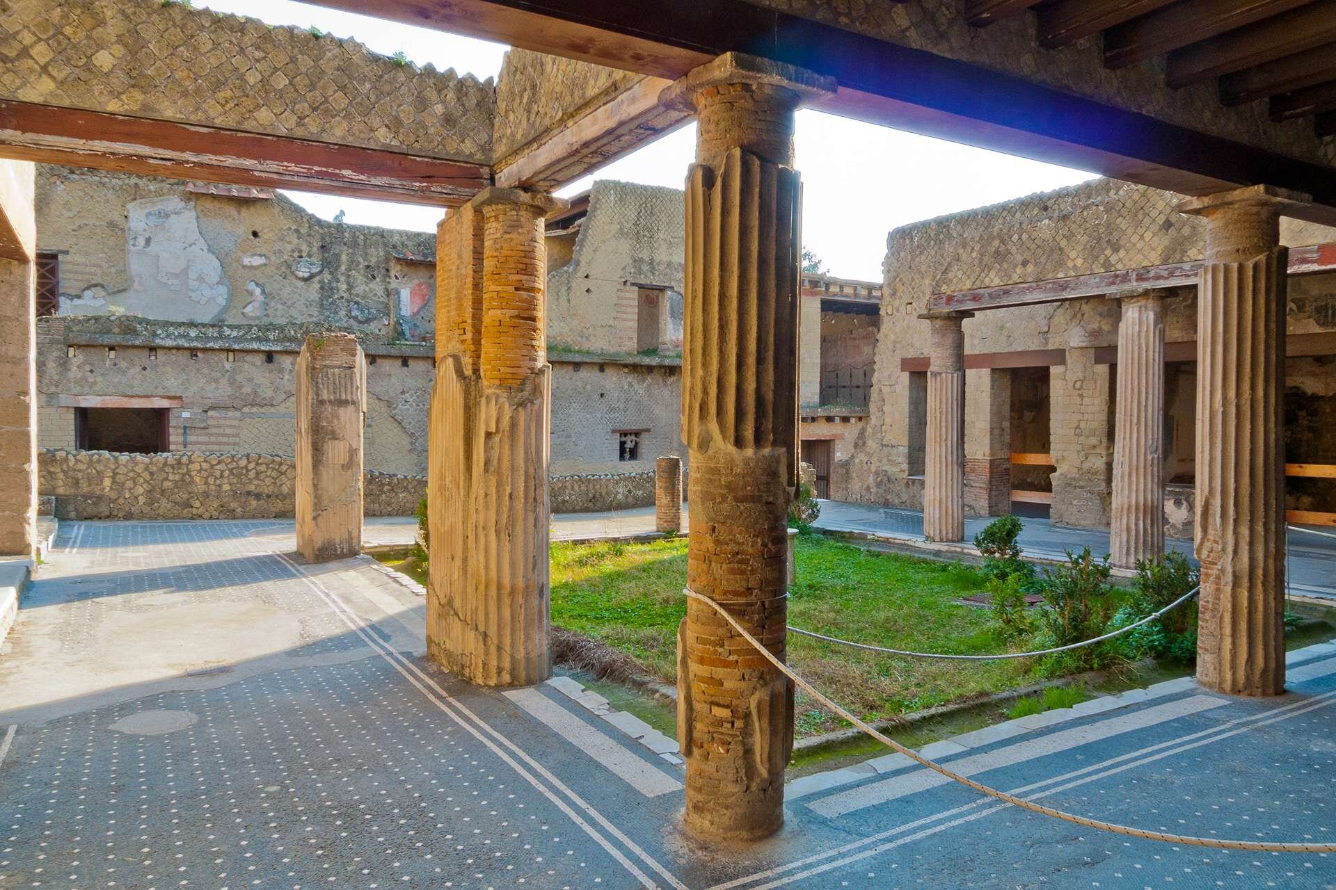 hotel-ischia-san-valentino-terme-ercolano-01-1920x1280-2574609202.jpeg