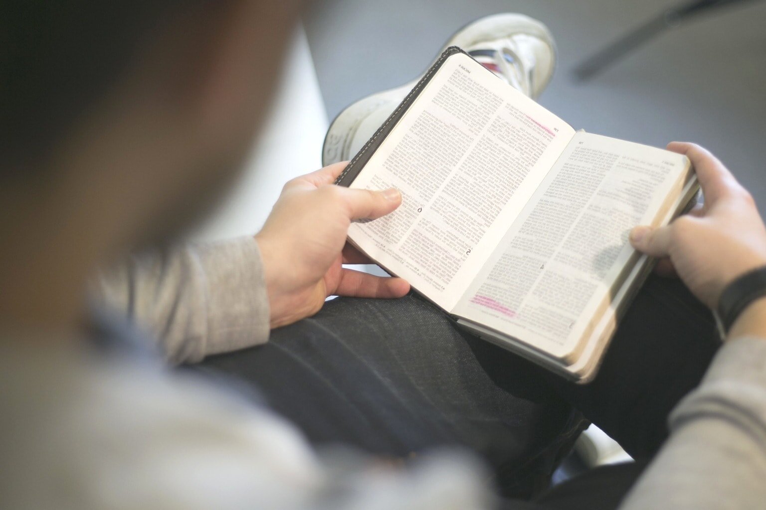 Ansia e solitudine all'Universit&agrave;: cosa fare quando ti senti fuori posto