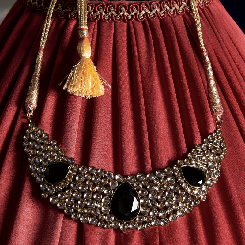 collana-raven