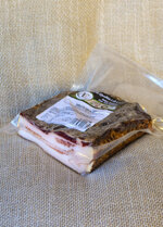 pancetta-tesa-steccata-stagionata-al-pepe