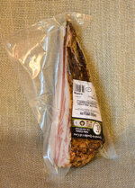 guanciale-umbro-al-pepe-stagionato