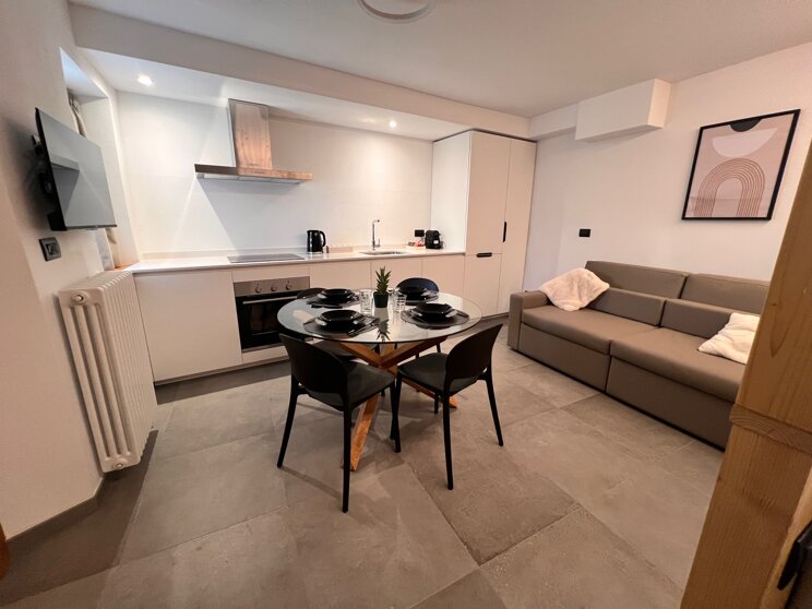 image6.jpeg image6.jpeg