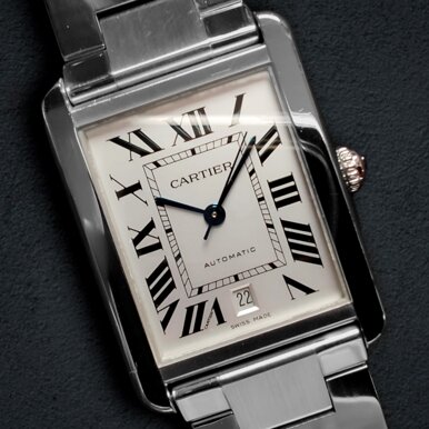 macro of a cartier tank solo xl macro of a cartier tank solo xl
