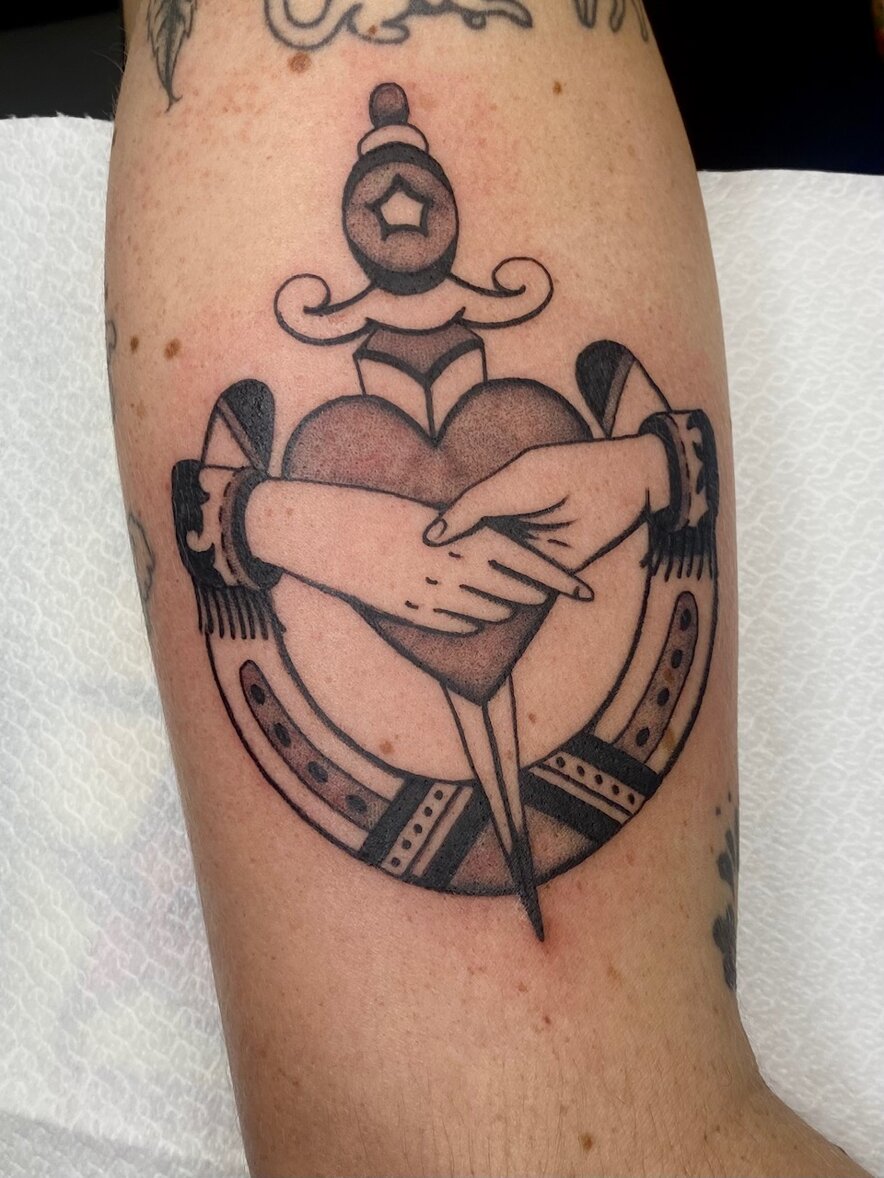 western cowboy tattoos traditional classic tattooing tradizionale old school black and white hands