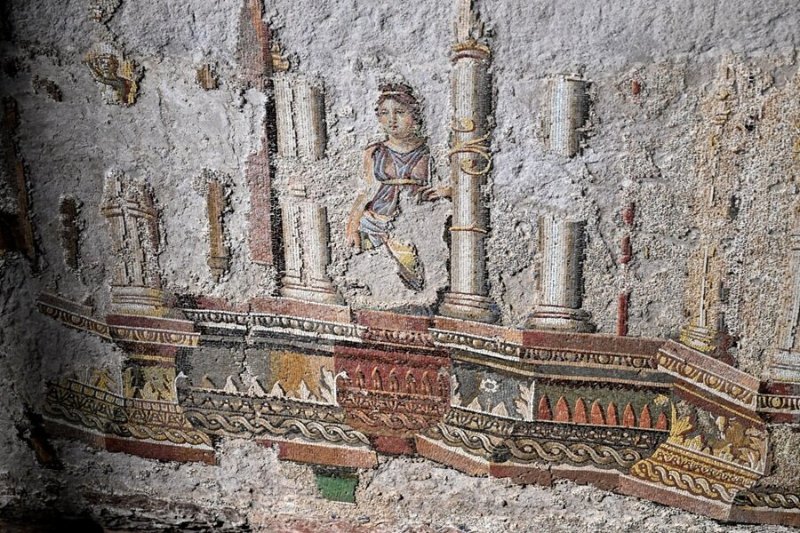 Terme di Traiano: riqualificate l'Esedra e la galleria sotterranea Terme di Traiano: riqualificate l'Esedra e la galleria sotterranea