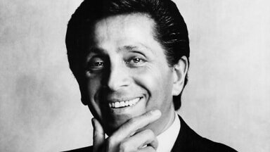 Rete Oro ricorda Valentino Rete Oro ricorda Valentino