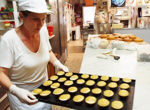 galleria_pasticceria_salvatore_lo_faro_ancona_torte_dolci_gelati_michela galleria_pasticceria_salvatore_lo_faro_ancona_torte_dolci_gelati_michela