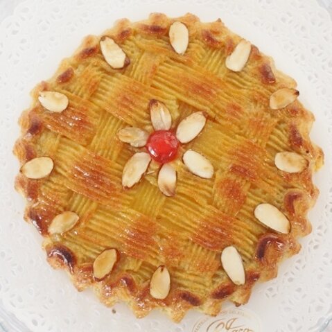 1b_immagine__eva_kottrova_spumarche__per_pasticceria_salvatore_lo_faro_ancona_assortimento_torta_deliziosa_