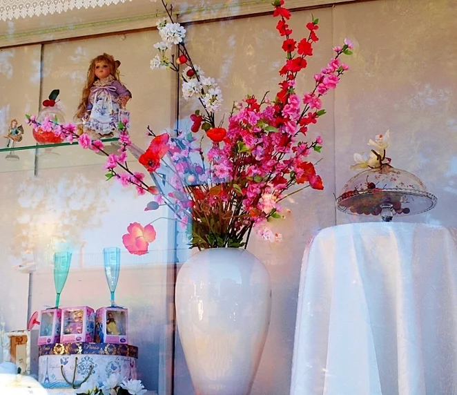 vetrina1salvatore_lo_faro_pasticceria_ancona_vetrina_1_primavera_
