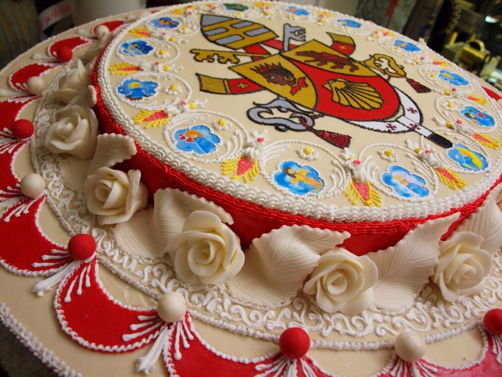involucro in marzapane della torta papale di salvatore lo faro - 2-.jpeg involucro in marzapane della torta papale di salvatore lo faro - 2-.jpeg