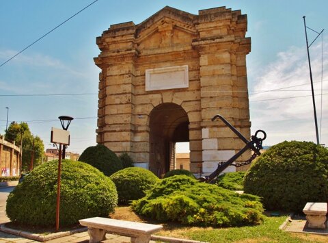 41largocadutisulmare2-portapia765x566