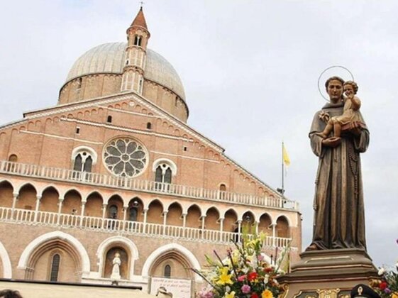 3621cf4b-3f5f-437d-95cc-fcd42e87fee5 3621cf4b-3f5f-437d-95cc-fcd42e87fee5