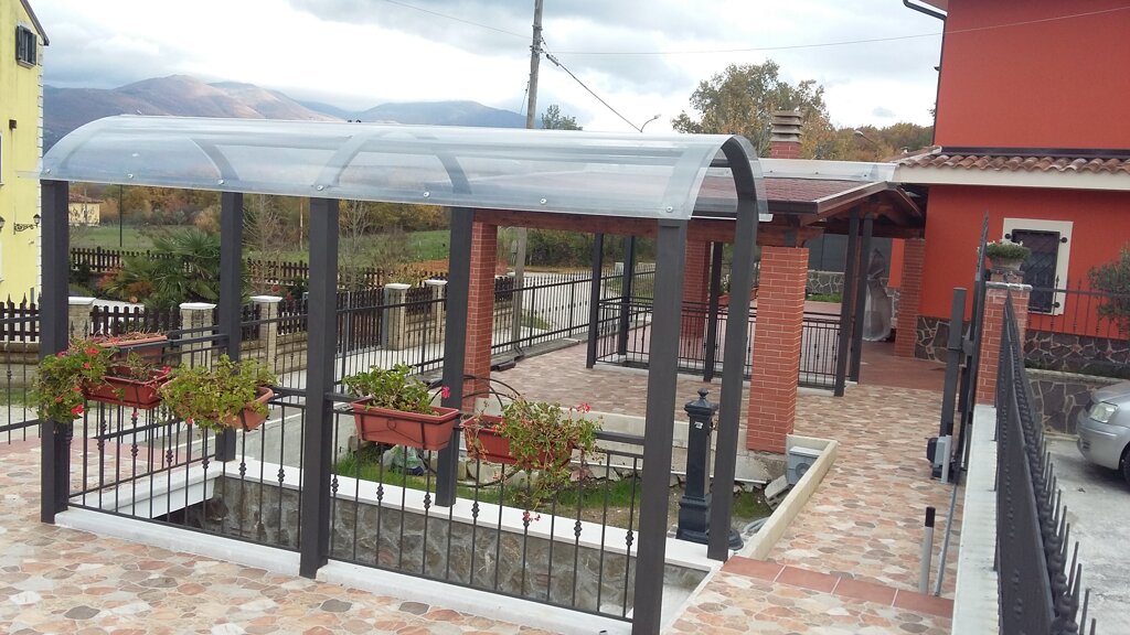 Particolare Villetta - San Pietro Al Tanagro (SA) Particolare Villetta - San Pietro Al Tanagro (SA)