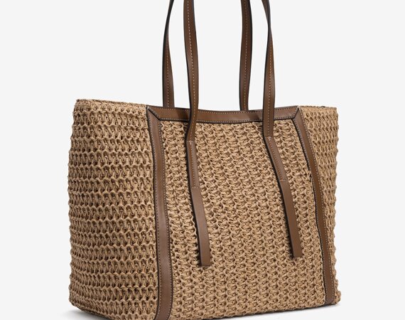 ragazza-strawberry-khloe_scheda1_variante4%20(copia) ragazza-strawberry-khloe_scheda1_variante4%20(copia)