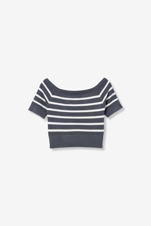 top-escape1-dress-blues