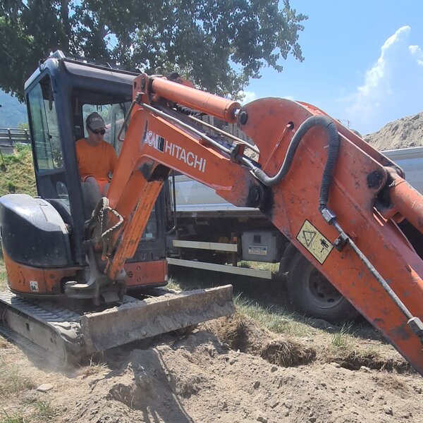 BASAMENTO IN CEMENTO UFFICI BASAMENTO IN CEMENTO UFFICI