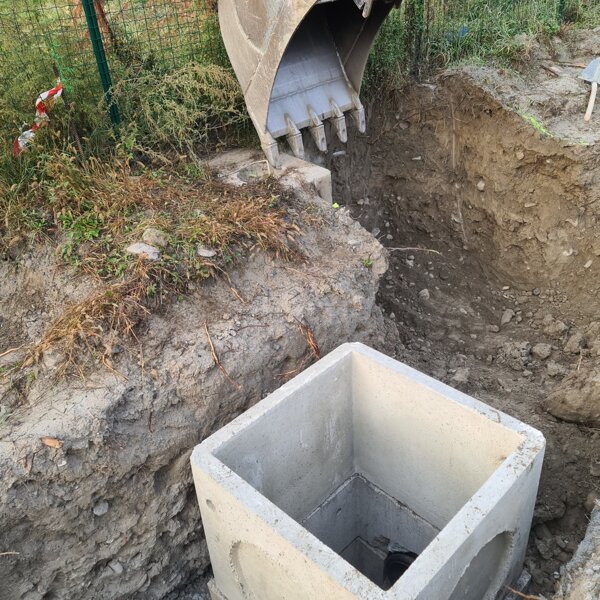 POSA TUBAZIONI E ASFALTATURA POSA TUBAZIONI E ASFALTATURA