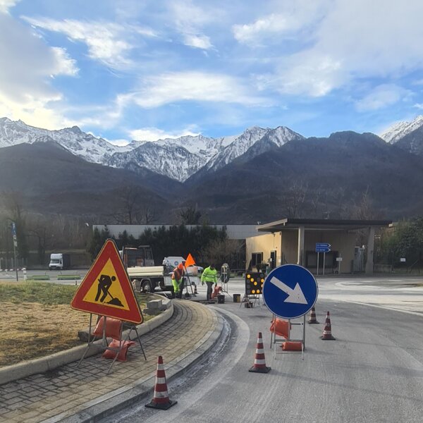 RISANAMENTO POZETTI STRADALI RISANAMENTO POZETTI STRADALI