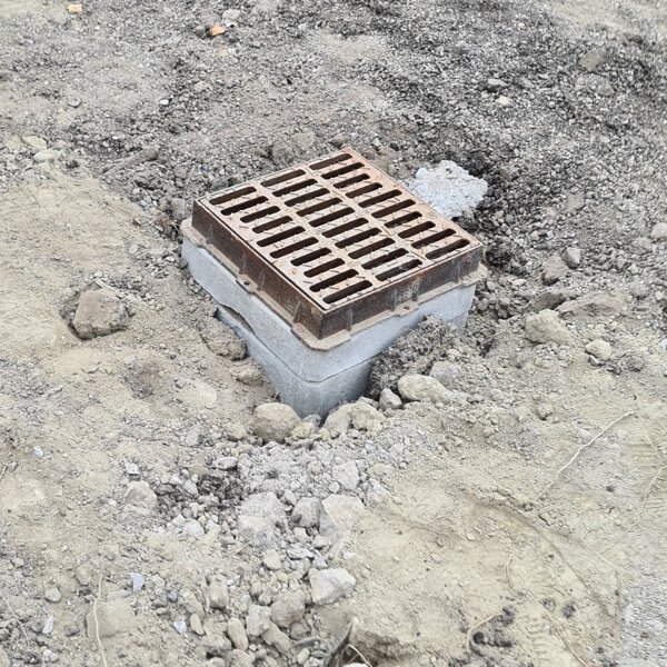 POSA TUBAZIONI E ASFALTATURA POSA TUBAZIONI E ASFALTATURA