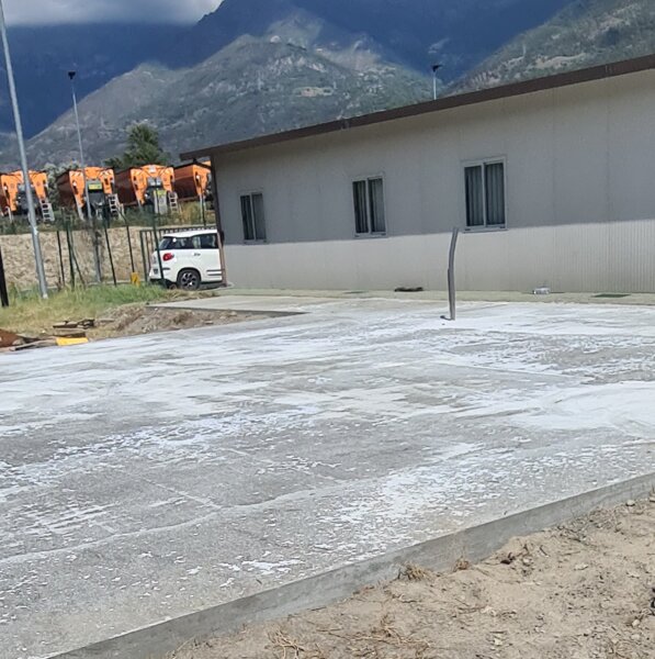 BASAMENTO IN CEMENTO UFFICI BASAMENTO IN CEMENTO UFFICI