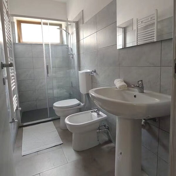 RISTRUTTURAZIONE BAGNO RISTRUTTURAZIONE BAGNO