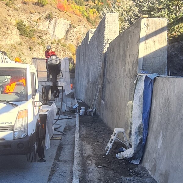 RISANAMENTO MURO ROCHEMOLLE RISANAMENTO MURO ROCHEMOLLE